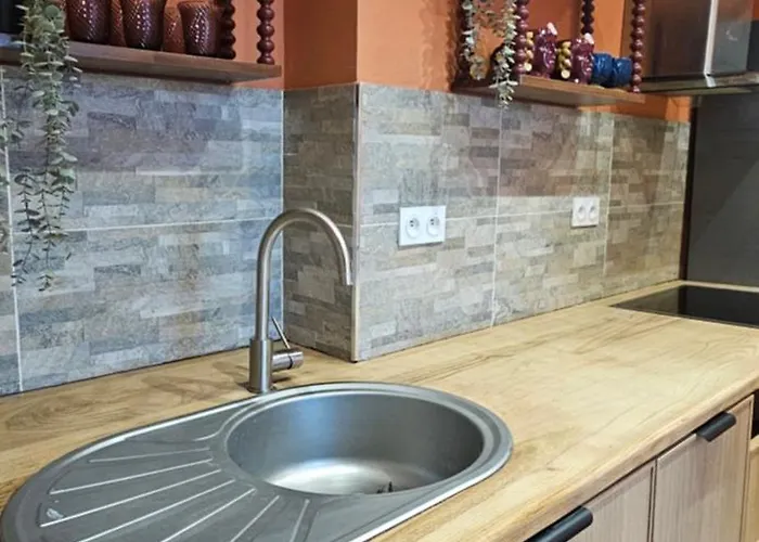 Holiday home Domaine Colonna-santini Avec Piscine & Spa, Vue Et Montagnes *